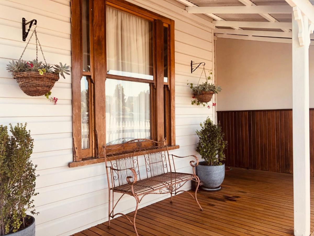Railway Cottage Банбъри Екстериор снимка